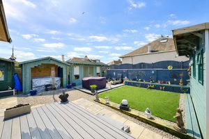 Photo 22- click for photo gallery